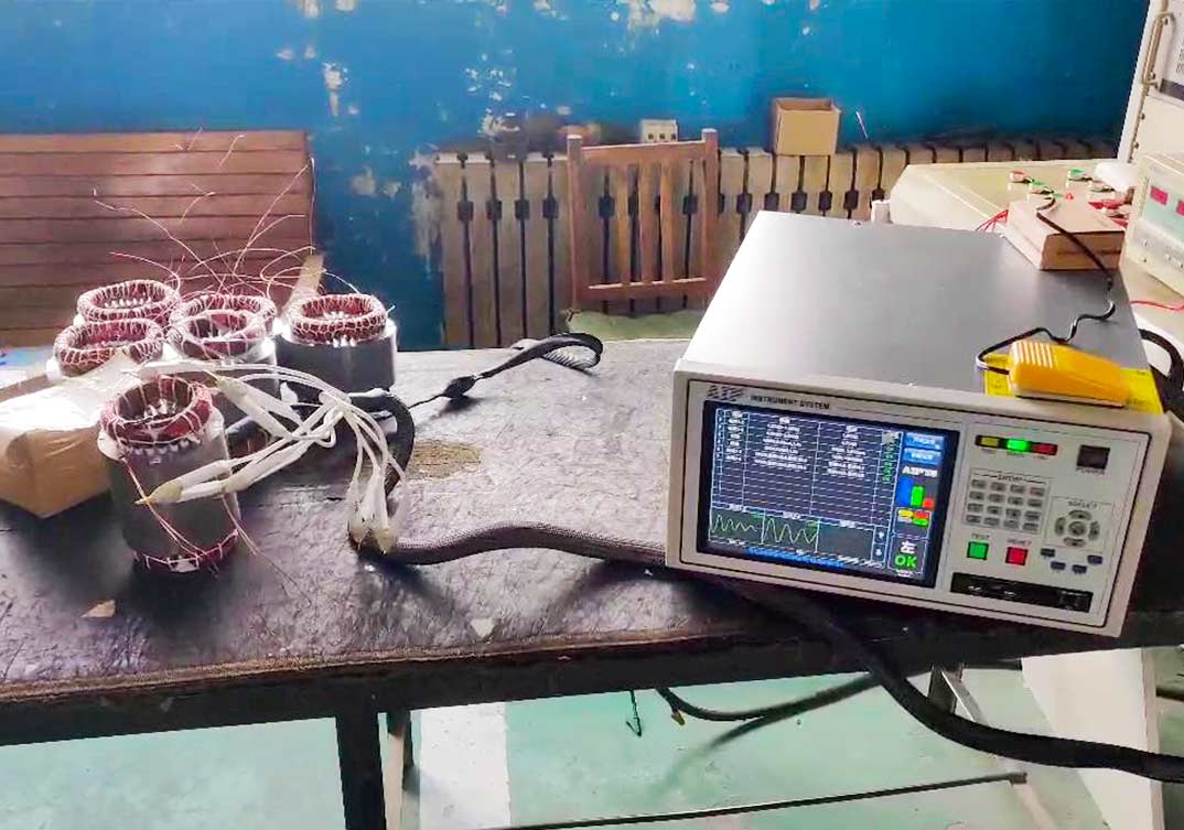 三相電機(jī)定子測(cè)試系統(tǒng)應(yīng)用現(xiàn)場(chǎng)