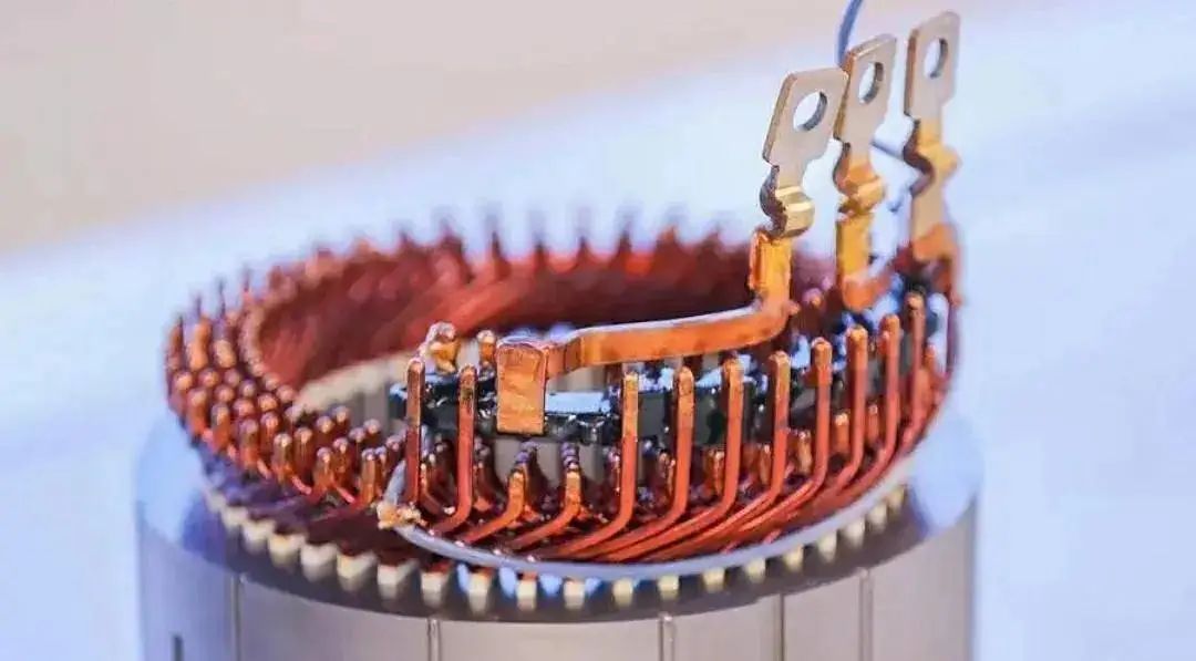 與圓形電機相比，為什么扁線電機更適合新能源汽車領域？—AIP艾普.jpg