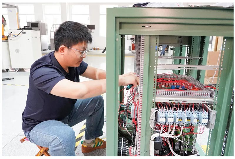 五一假期集結(jié)攻堅，艾普以全員之力保障客戶訂單交付！