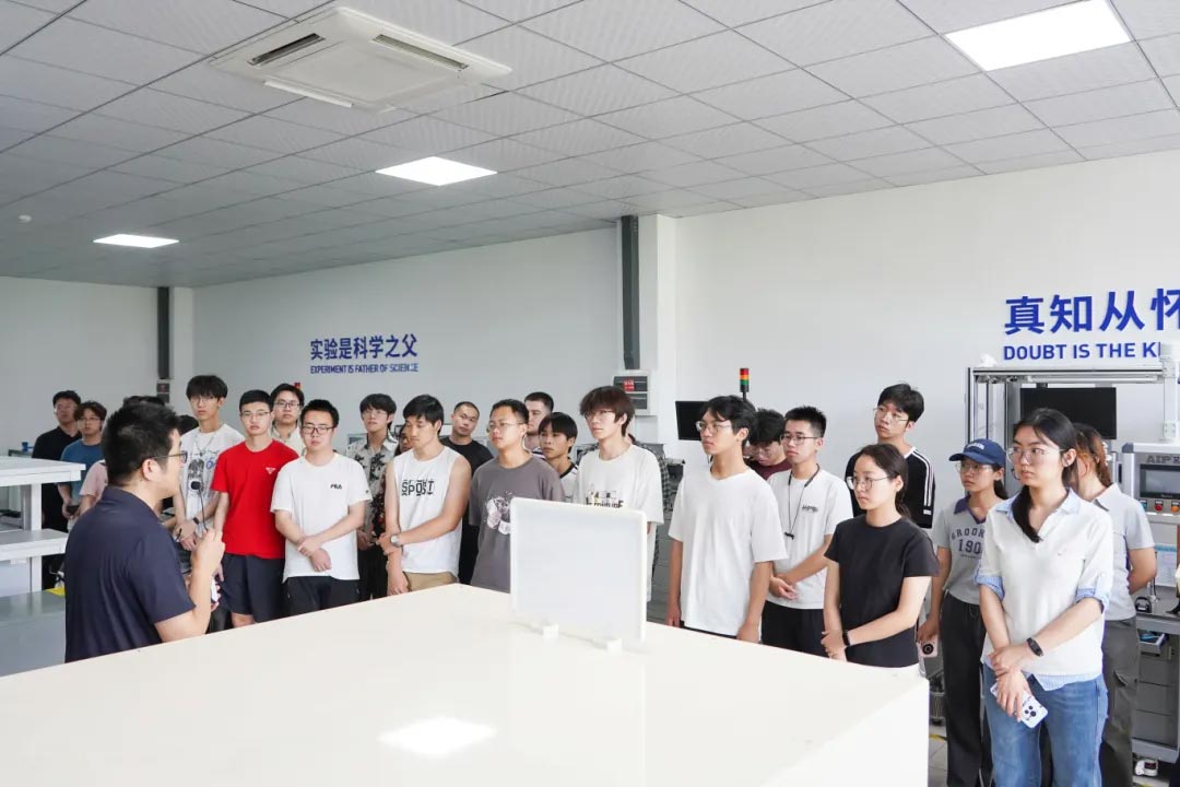 深化產(chǎn)教融合丨中國石油大學(xué)（華東）與艾普智能共筑實踐育人平臺